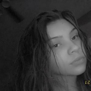 Meet your Posher, Ariel